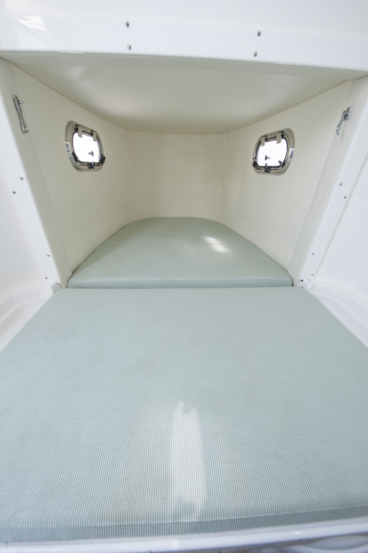 Buddy Davis 34 CC Cabin Bed