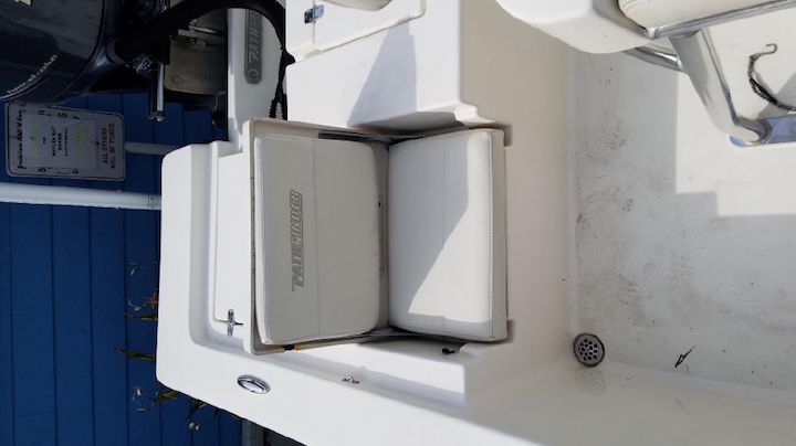 Pathfinder 2200 TRS 2013 Transom Seating 2