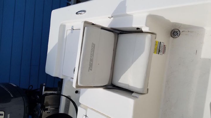 Pathfinder 2200 TRS 2013 Transom Seating