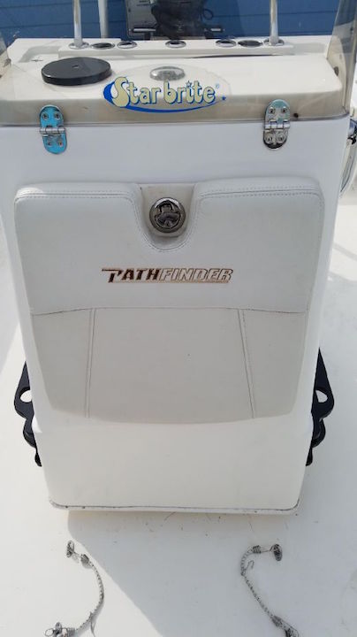 Pathfinder 2200 TRS 2013 Console Seat Backrest