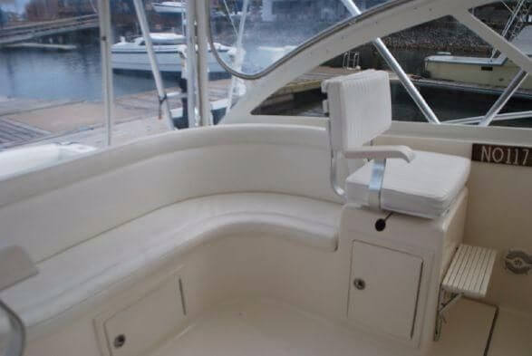Carolina Classic 35 Express 2004