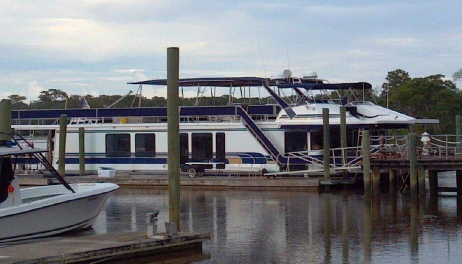 Sumerset 75 Houseboat 1996