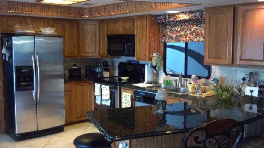 Sumerset 75 Houseboat 1996