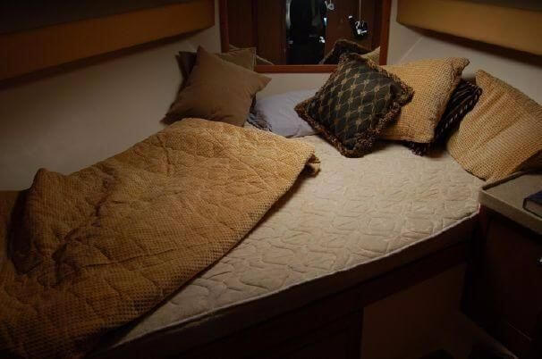 Luhrs 33 Convertible 2005