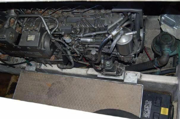 Luhrs 33 Convertible 2005