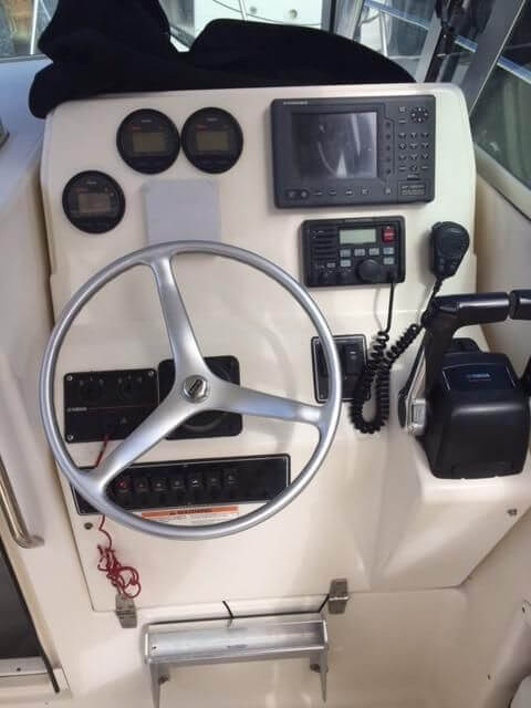 Pursuit 2470 Walkaround 2003