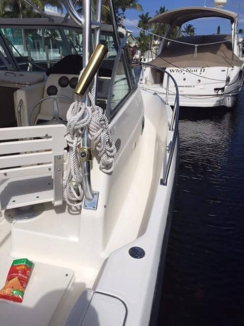 Pursuit 2470 Walkaround 2003