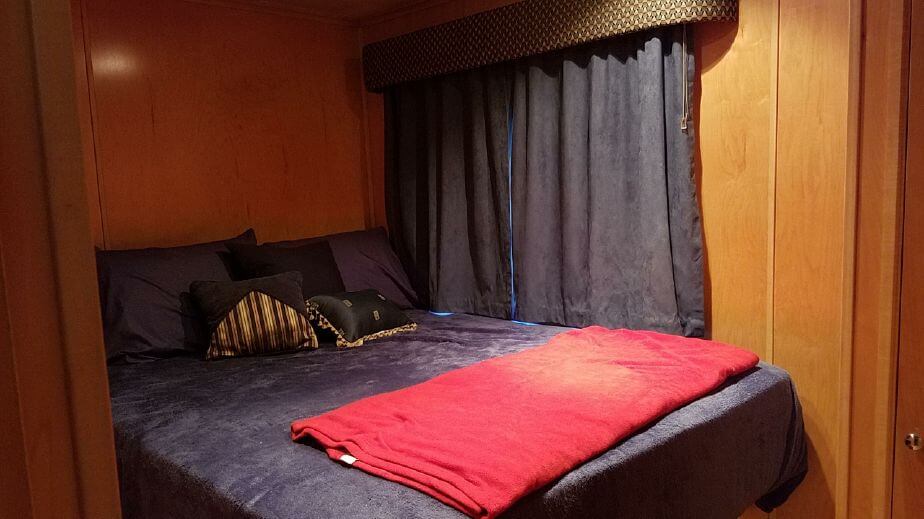 Starlite 70 Houseboat 2006