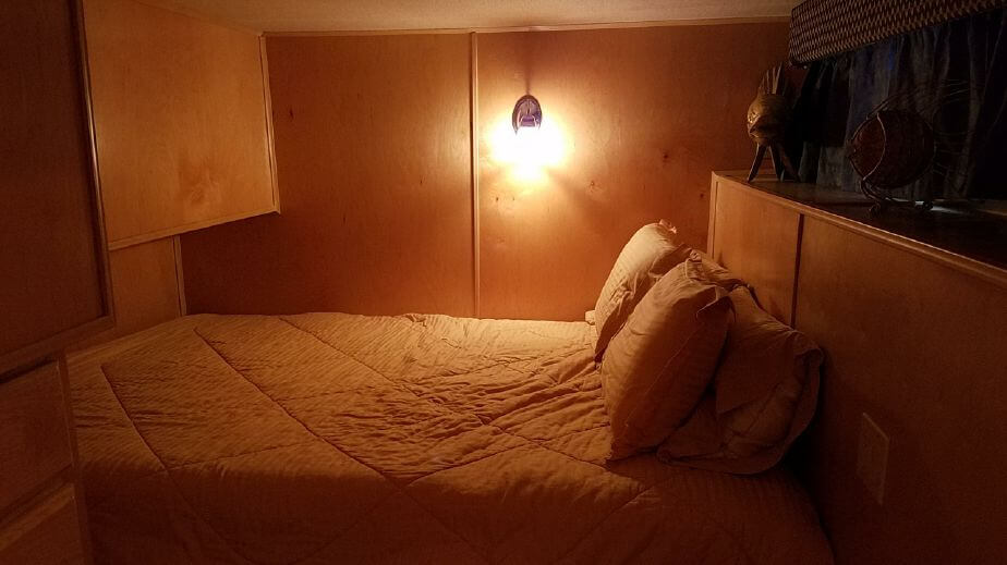 Starlite 70 Houseboat 2006